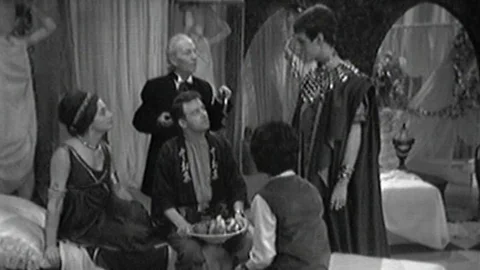 The Keys of Marinus: The Velvet Web