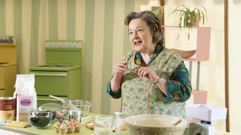 Episode 8: Queen of the Kitchen